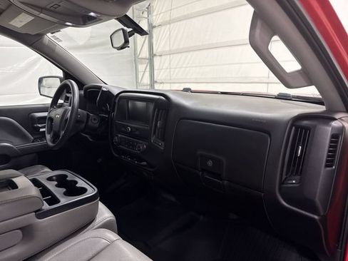 Used 2018 Chevrolet Silverado 1500 Custom w/ Custom Value Package RWD image 26