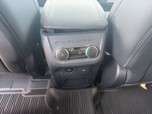 Used 2026 Ford Explorer ST-Line AWD/4WD image 38