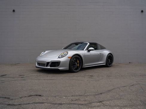 Certified 2018 Porsche 911 Targa 4 GTS AWD/4WD image 1