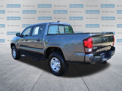 Used 2018 Toyota Tacoma SR w/ SR Convenience Package AWD/4WD image 8