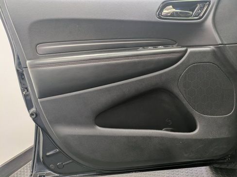 Used 2022 Dodge Durango R/T w/ Blacktop Package image 8