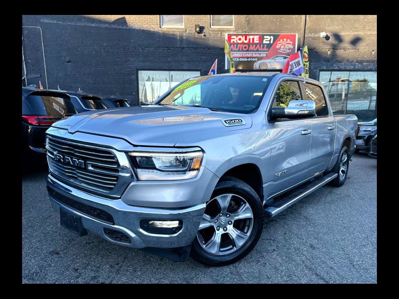 Used 2023 RAM 1500 Laramie AWD/4WD image 1