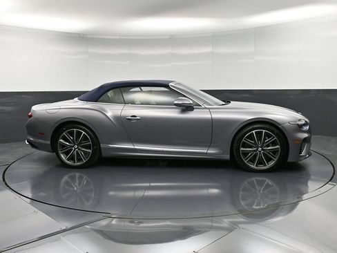 New 2026 Bentley Continental GTC image 9