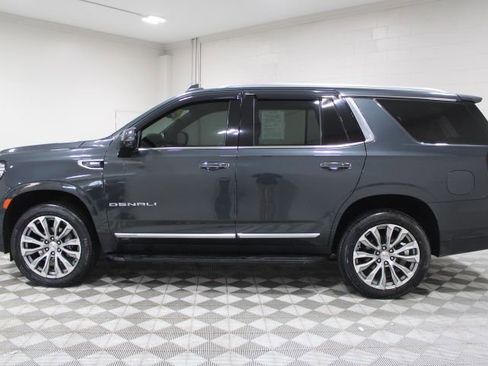 Used 2021 GMC Yukon Denali w/ LPO, Illumination Package AWD/4WD image 9