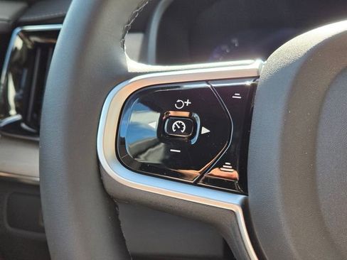 New 2026 Volvo XC90 T8 Plus image 28