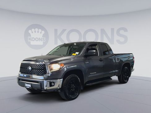 Used 2018 Toyota Tundra SR5 AWD/4WD image 5