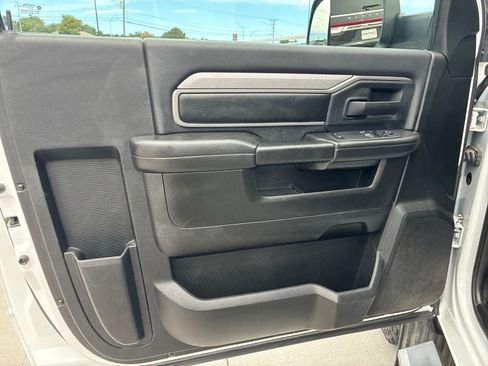 Used 2020 RAM 2500 Tradesman AWD/4WD image 14