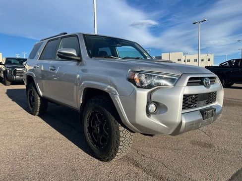 Used 2020 Toyota 4Runner TRD Off-Road Premium image 8