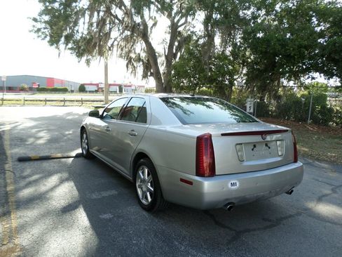 Used 2005 Cadillac STS w/ Preferred Equipment Group RWD image 5