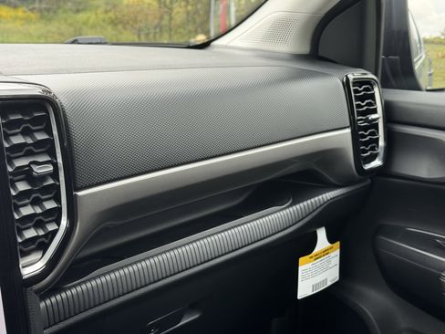 New 2025 Ford Ranger XLT w/ Equipment Group 301A High image 15