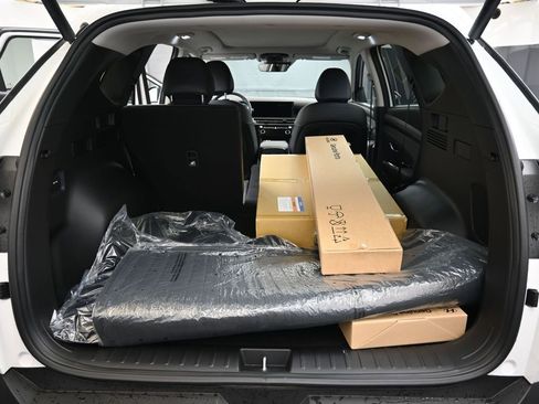 New 2026 Hyundai Tucson Limited image 17