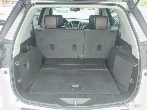 Used 2013 GMC Terrain SLT FWD image 17