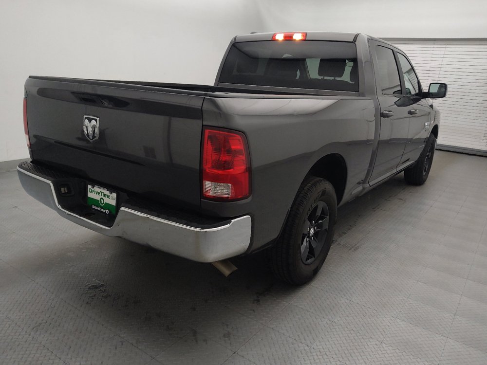 Used 2021 RAM 1500 Classic SLT RWD image 9