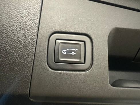 Used 2020 Cadillac XT4 Sport w/ LPO, Midnight Sport Package AWD/4WD image 43