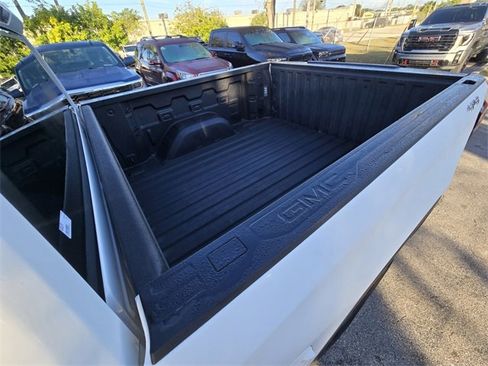 Used 2024 GMC Sierra 1500 Elevation image 11
