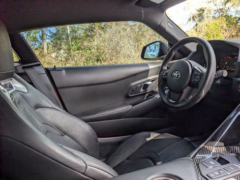 Used 2020 Toyota Supra Premium w/ Driver Assist Package image 11