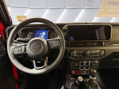 New 2026 Jeep Wrangler Unlimited Rubicon w/ Technology Group image 11