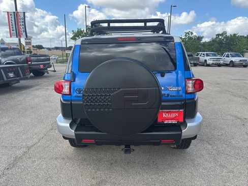 Used 2008 Toyota FJ Cruiser 4WD image 11