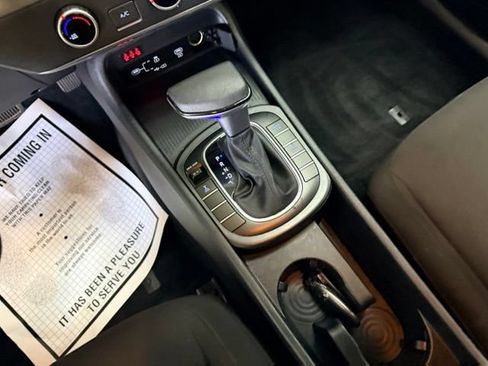 Certified 2024 Hyundai Kona SE AWD/4WD image 27