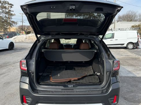 Used 2021 Subaru Outback Touring XT image 12