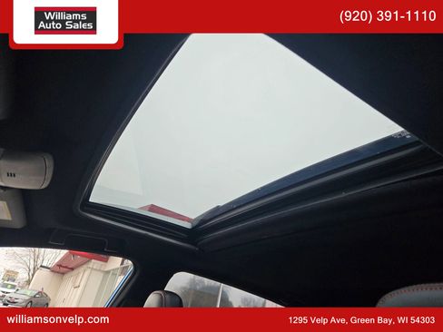 Used 2017 Toyota RAV4 SE image 2