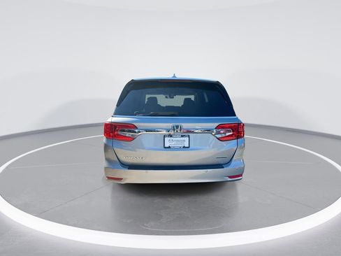 Used 2018 Honda Odyssey Touring image 7