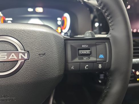 New 2026 Nissan Pathfinder SL FWD image 18