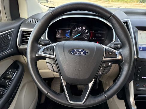 Used 2020 Ford Edge Titanium w/ Equipment Group 301A image 14