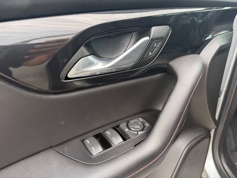 Used 2024 Chevrolet Blazer RS w/ LPO, Floor Liner Package FWD image 10