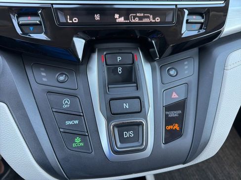 Certified 2026 Honda Odyssey EX-L image 13