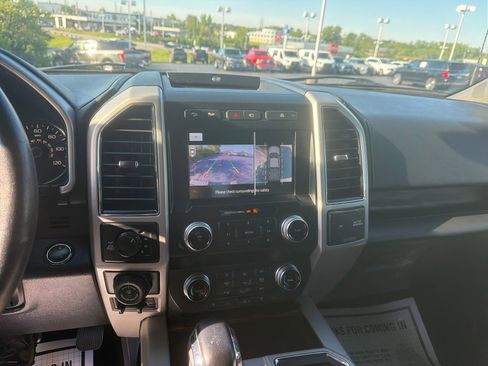Used 2020 Ford F150 Lariat w/ Equipment Group 502A Luxury AWD/4WD image 17