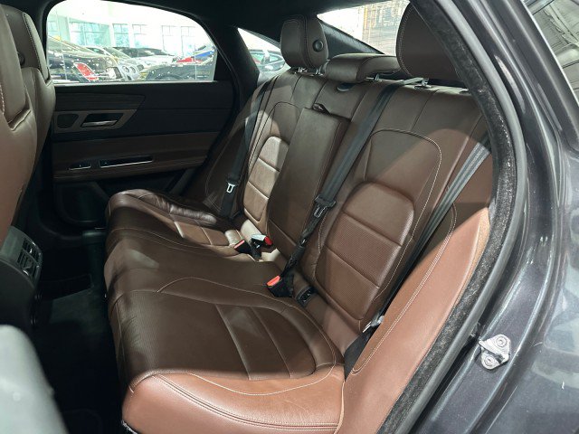 Used 2019 Jaguar XF S AWD/4WD image 46