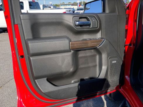 Used 2019 Chevrolet Silverado 1500 LT Trail Boss image 21