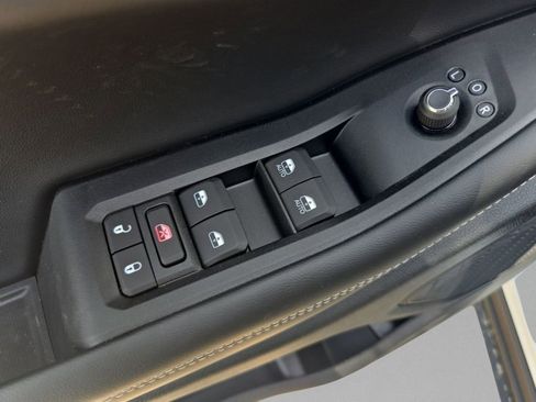 New 2025 Jeep Grand Cherokee L Limited RWD image 13
