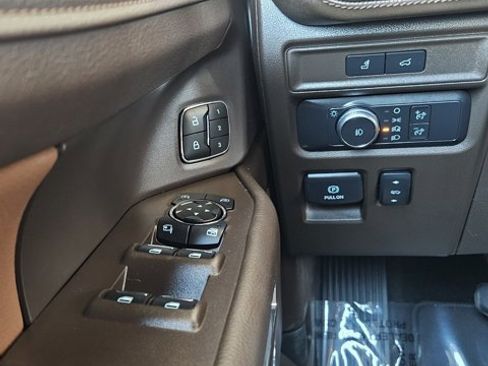 Used 2022 Ford Expedition King Ranch image 25