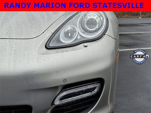 Used 2010 Porsche Panamera Turbo image 9