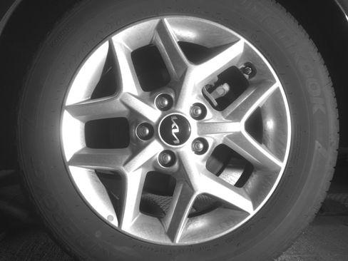 Used 2025 Kia Soul LX w/ LX Technology Package FWD image 14
