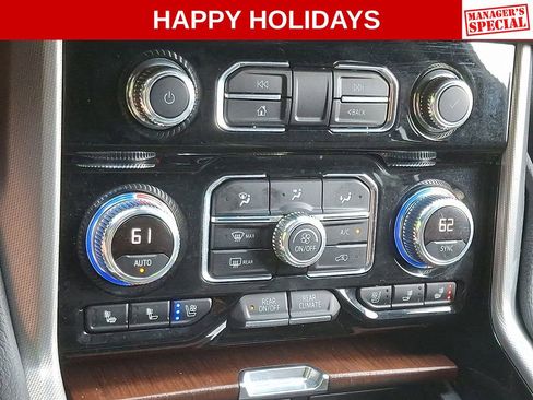 Used 2021 GMC Yukon Denali image 17