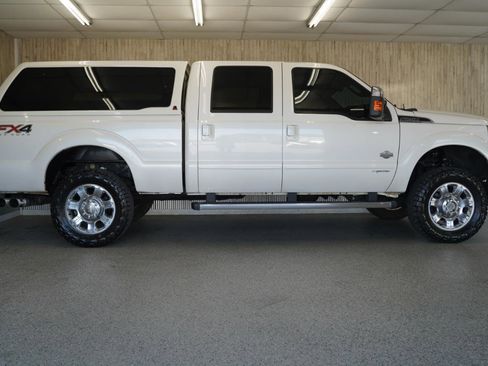 Used 2016 Ford F250 King Ranch w/ FX4 Off-Road Package AWD/4WD image 6