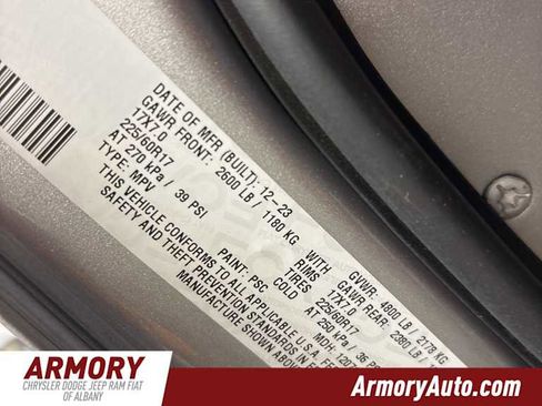 Used 2024 Jeep Compass Latitude image 43