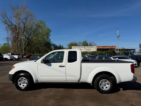 Used 2015 Nissan Frontier S RWD image 10