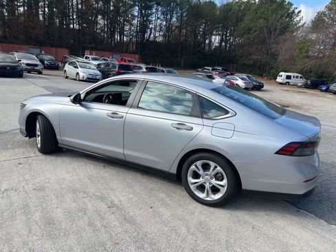 Used 2025 Honda Accord LX image 7