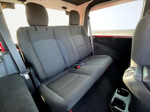 Used 2023 Jeep Wrangler Sport S image 27