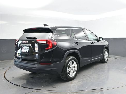Used 2024 GMC Terrain SLE AWD/4WD image 9