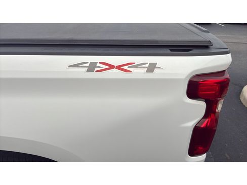 Used 2022 Chevrolet Silverado 1500 Custom AWD/4WD image 28