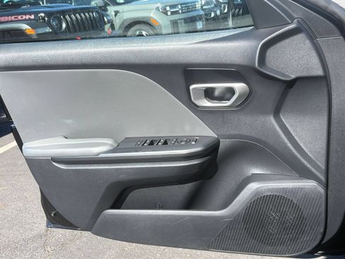 Used 2025 Kia K4 FWD image 18