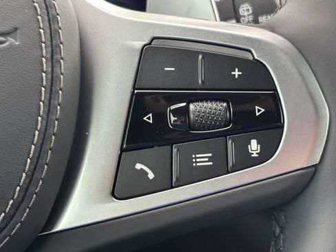 Used 2026 BMW X5 xDrive40i w/ M Sport Package image 22