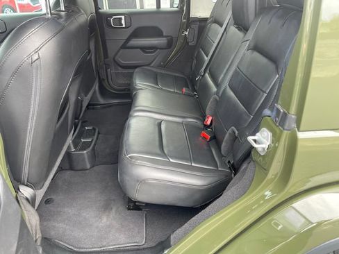 Used 2023 Jeep Wrangler Unlimited Sahara AWD/4WD image 20