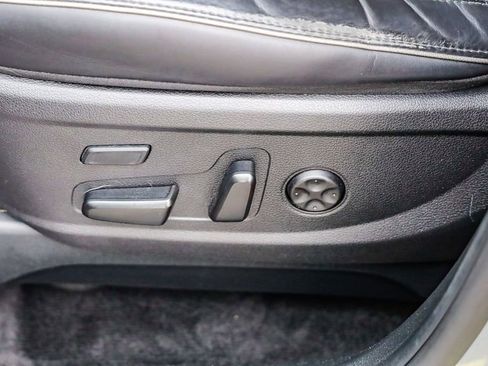 Used 2021 Hyundai Palisade Limited image 24