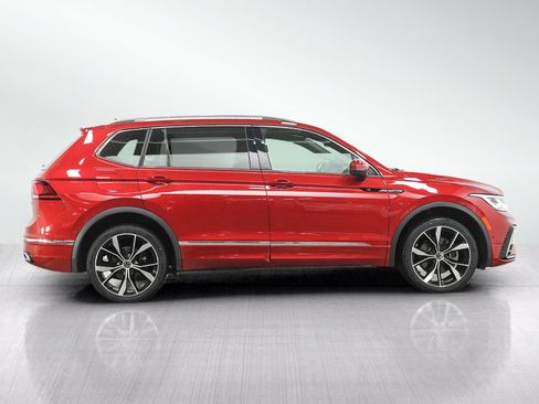 Used 2024 Volkswagen Tiguan SEL R-Line AWD/4WD image 6